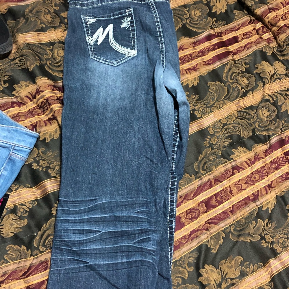 Jeans - Picture 2 of 2